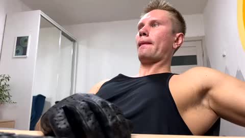 Kev online show from April 12, 6:45 pm