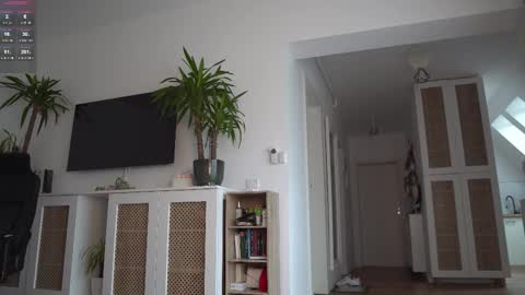 Kevin online show from October 8, 11:49 am