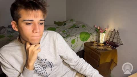 kevonly online show from May 1, 9:36 am