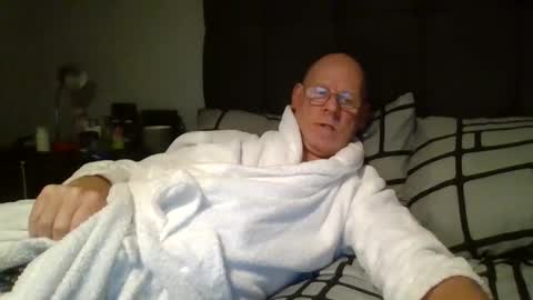 kevlooking4sez online show from December 8, 11:18 pm