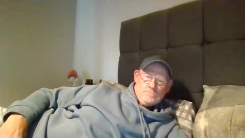 kevlooking4sez online show from September 10, 5:14 pm