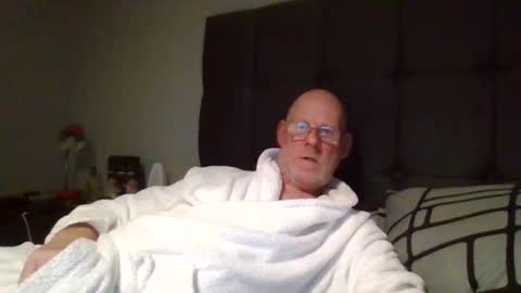 kevlooking4sez online show from February 27, 11:48 pm