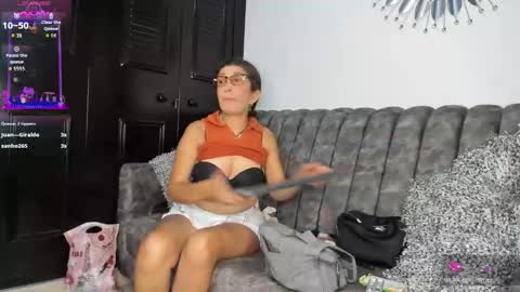 Keila Milf online show from October 25, 3:07 am