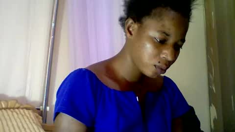 kezzia2 online show from November 17, 8:17 am