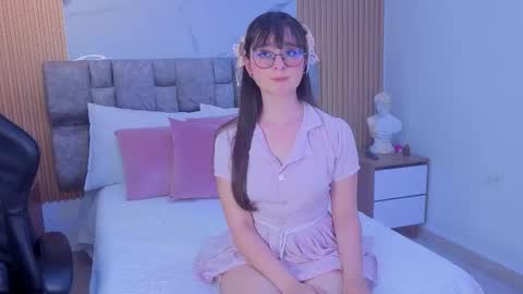 khalifa online show from December 13, 9:10 pm