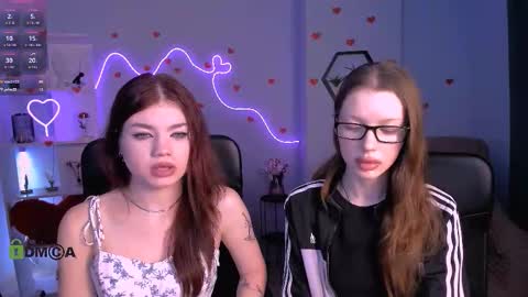 khloebeauty online show from February 21, 8:23 pm