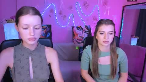 khloebeauty online show from July 28, 5:49 am