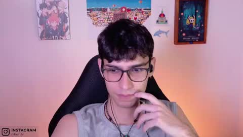 khozler_ online show from June 14, 2:35 am