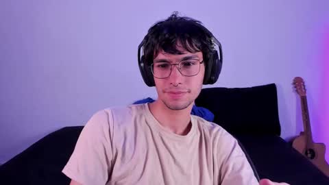 khozler_ online show from March 3, 3:08 am