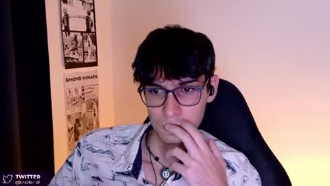 khozler_ online show from August 1, 2:46 am
