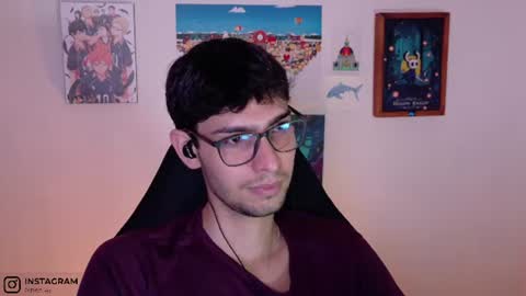 khozler_ online show from June 12, 3:16 am