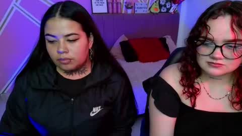 kiana online show from July 5, 9:33 pm