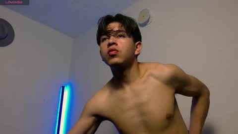 Adrian  Chlloe online show from December 16, 1:35 am