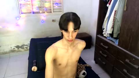 kiantwink online show from January 7, 6:16 am