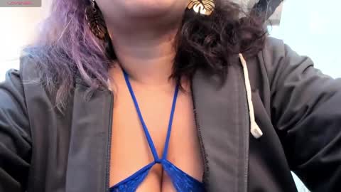 kiara Cruz online show from April 14, 9:18 pm