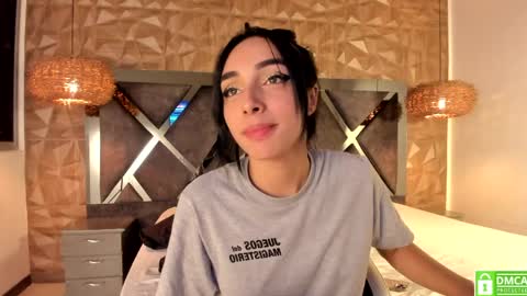 kiara_velvet__ online show from April 9, 6:19 am