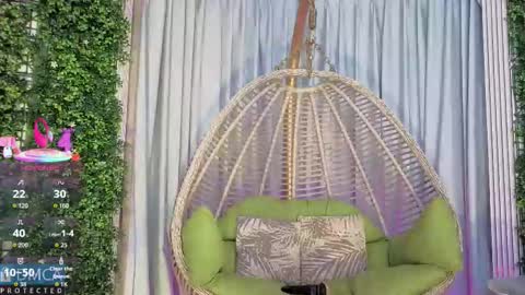 Kiara Zahiri online show from November 4, 11:00 am