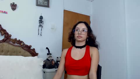 Snapshot of kiaralenon chatting on September 26, 12:07 am kiaralenon online show from September 26, 12:07 am