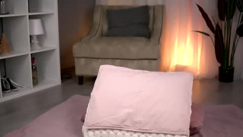 KlaraValez online show from June 25, 5:04 am