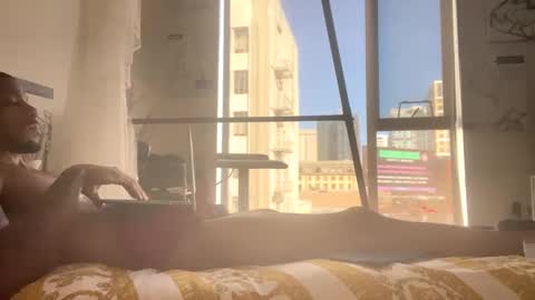 HunneysPlayRoom online show from December 30, 7:21 pm