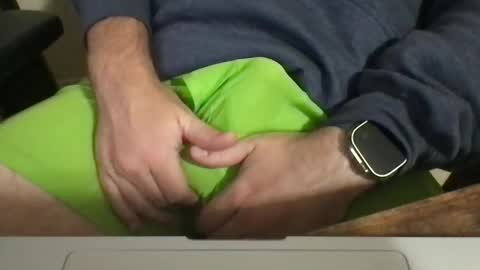 Snapshot of kickboxer04 chatting on October 25, 4:13 am kickboxer04 online show from October 25, 4:13 am