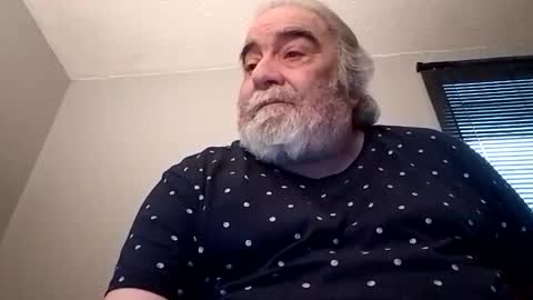 KICKINME online show from November 12, 8:38 am