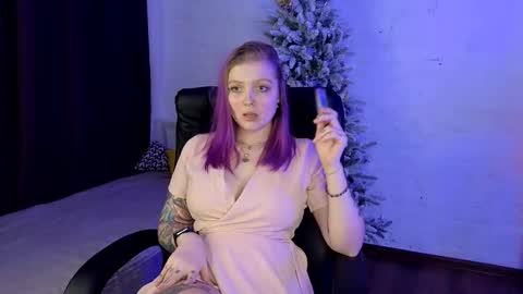 Kiki online show from January 31, 9:45 pm