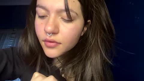 kikilove15 online show from June 2, 3:14 pm
