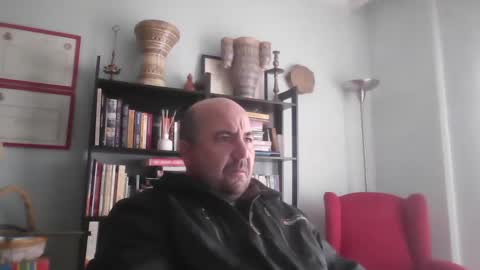 kikokiter online show from January 4, 9:54 am