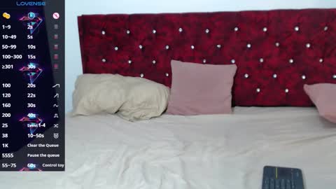 killua_parker online show from February 24, 3:53 am