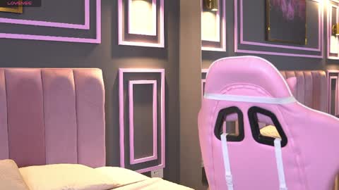 Kim online show from April 17, 1:24 pm