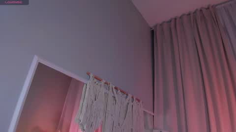 Kim Oberlin online show from March 4, 9:40 am