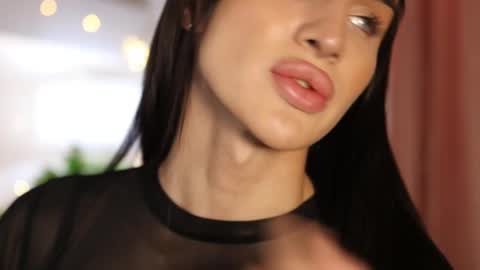 Kim Oberlin online show from February 12, 10:46 am