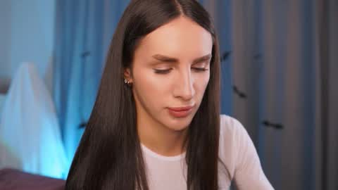 Kim Oberlin online show from October 18, 11:03 am