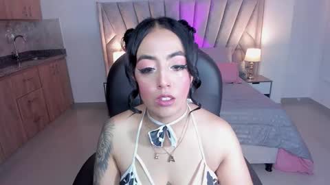 kim online show from October 27, 11:10 am