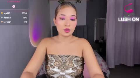 Kim online show from May 4, 6:09 am