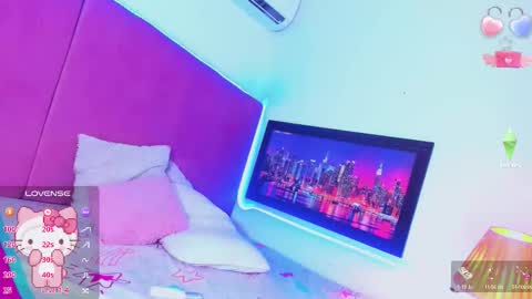 Your Queen KIM online show from October 20, 9:20 pm