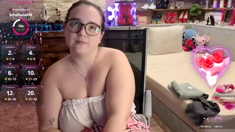 kimberlycaprice online show from April 4, 4:47 pm