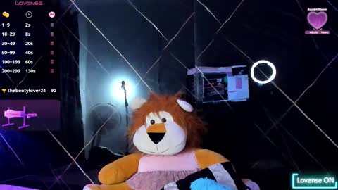 Kimberlyn online show from November 12, 1:46 pm