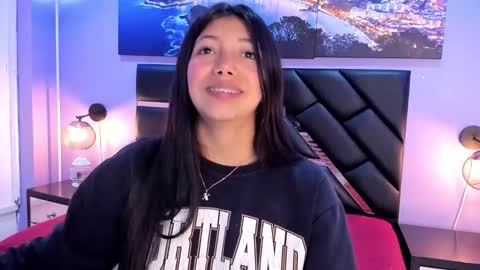 Kimberly Villalobos online show from March 19, 11:48 am