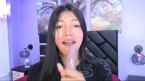 Kimberly Villalobos online show from September 23, 12:54 pm