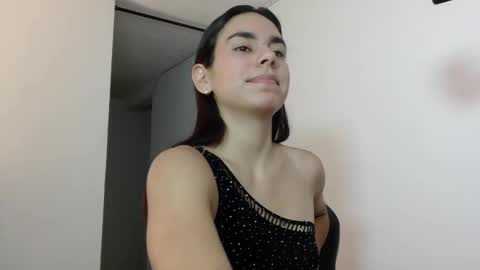 CAMI online show from February 3, 1:13 am