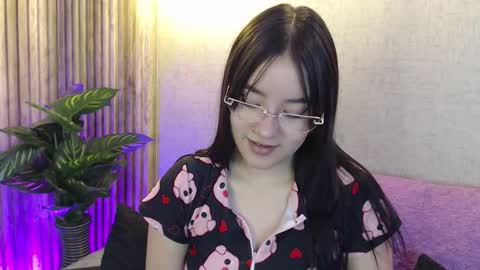 Snapshot of kimgarcez chatting on October 9, 8:25 pm kimgarcez online show from October 9, 8:25 pm