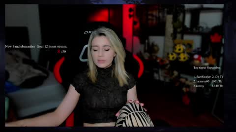 Wolfs Girl online show from September 15, 3:13 pm