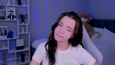 kimm wong online show from April 27, 3:04 am