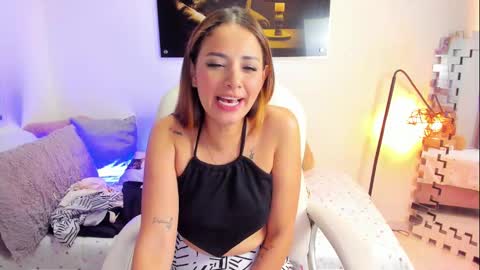 Snapshot of kimmberly_saenz_ chatting on September 12, 9:50 pm kimmberly_saenz_ online show from September 12, 9:50 pm
