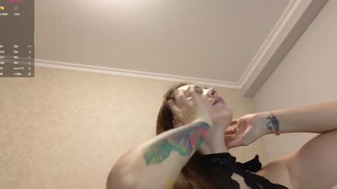 Kimmie online show from October 9, 6:13 pm