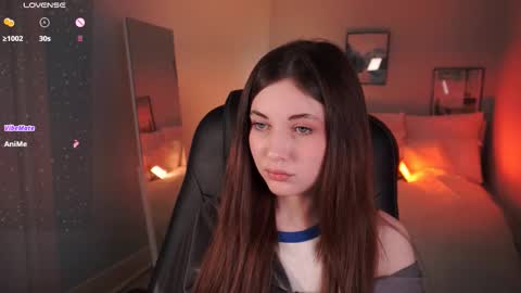  Your Kimmie  follow me  online show from March 10, 8:40 am