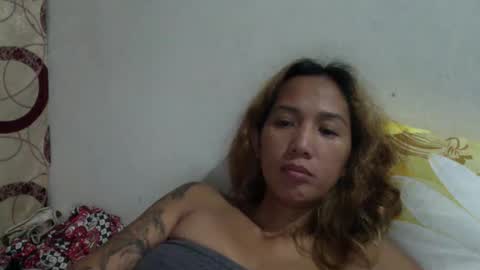 kimmk73644 online show from January 9, 9:48 am