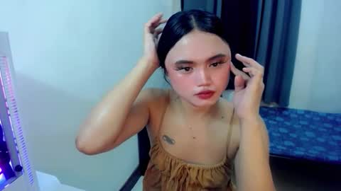 kim ejara online show from March 21, 2:28 am